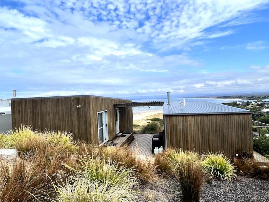 Three Little Birds At Freycinet Holiday home *